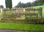 Moniaive  Glencairn grave railing 7