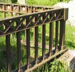 Kilchenzie  grave railing
